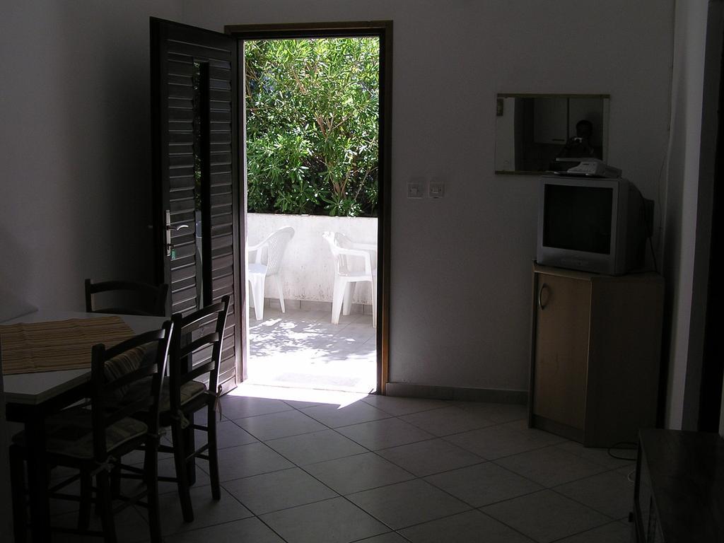 Apartments Sugar Mandre Habitación foto