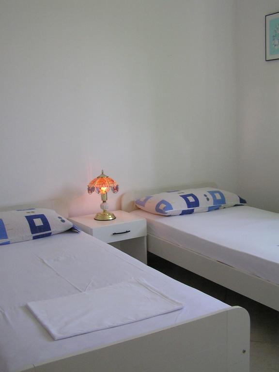 Apartments Sugar Mandre Habitación foto